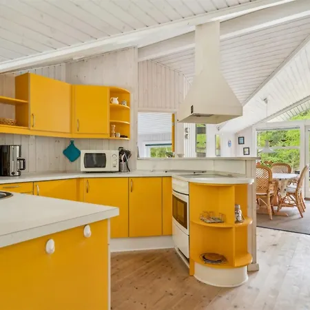Niglaes - 700m From The Sea By Interhome Læsø
