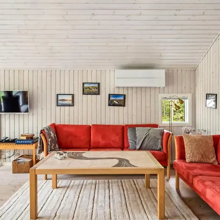 Nyaraló Niglaes - 700m From The Sea By Interhome *