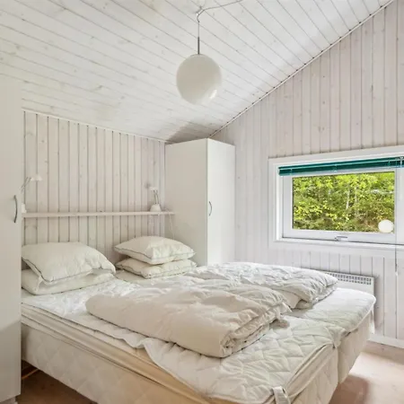 Niglaes - 700m From The Sea By Interhome * Laeso